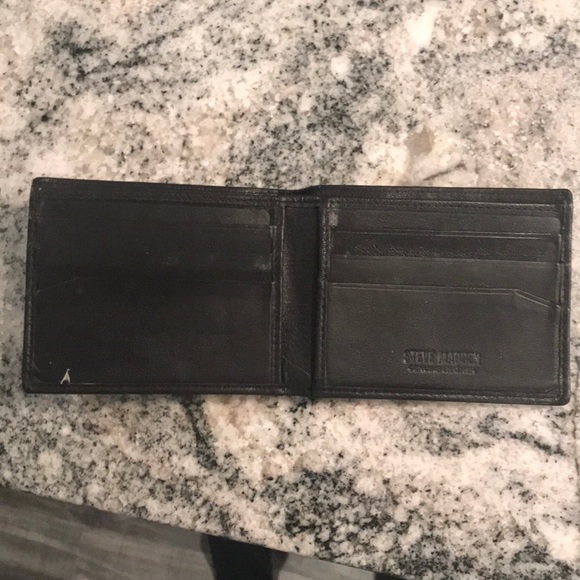 Steve Madden Mens Wallet - Picture 2 of 3
